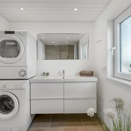Ute - 200m From The Sea By Interhome Feriehus *